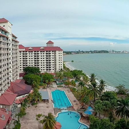 Glory Beach Resort Private Penthouse Porto Dickson Exterior foto