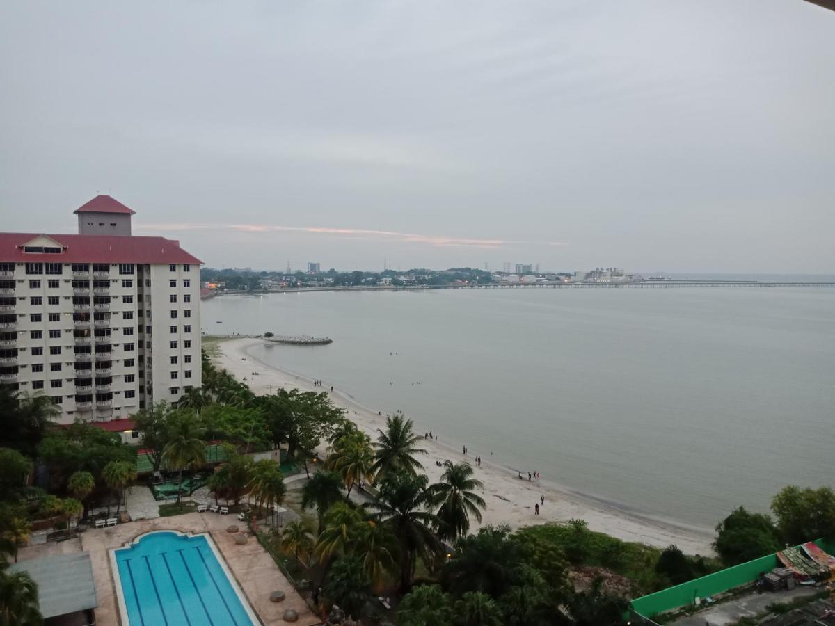 Glory Beach Resort Private Penthouse Porto Dickson Exterior foto