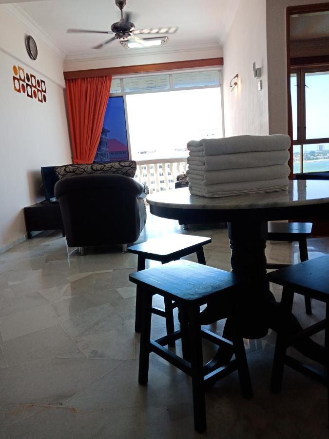 Glory Beach Resort Private Penthouse Porto Dickson Exterior foto