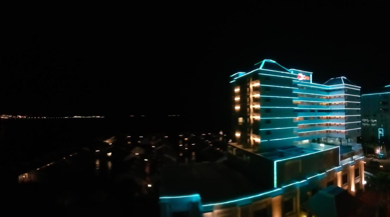 Glory Beach Resort Private Penthouse Porto Dickson Exterior foto